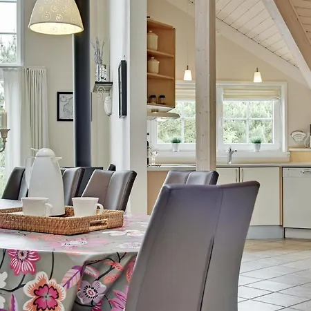 Sighwaldi - 900m From The Sea By Interhome Feriehus *